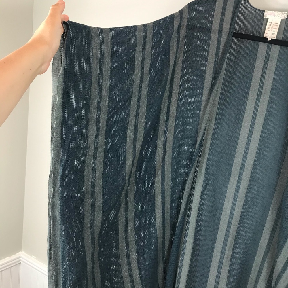 Free People Poncho Kimono - Picture 3 of 4